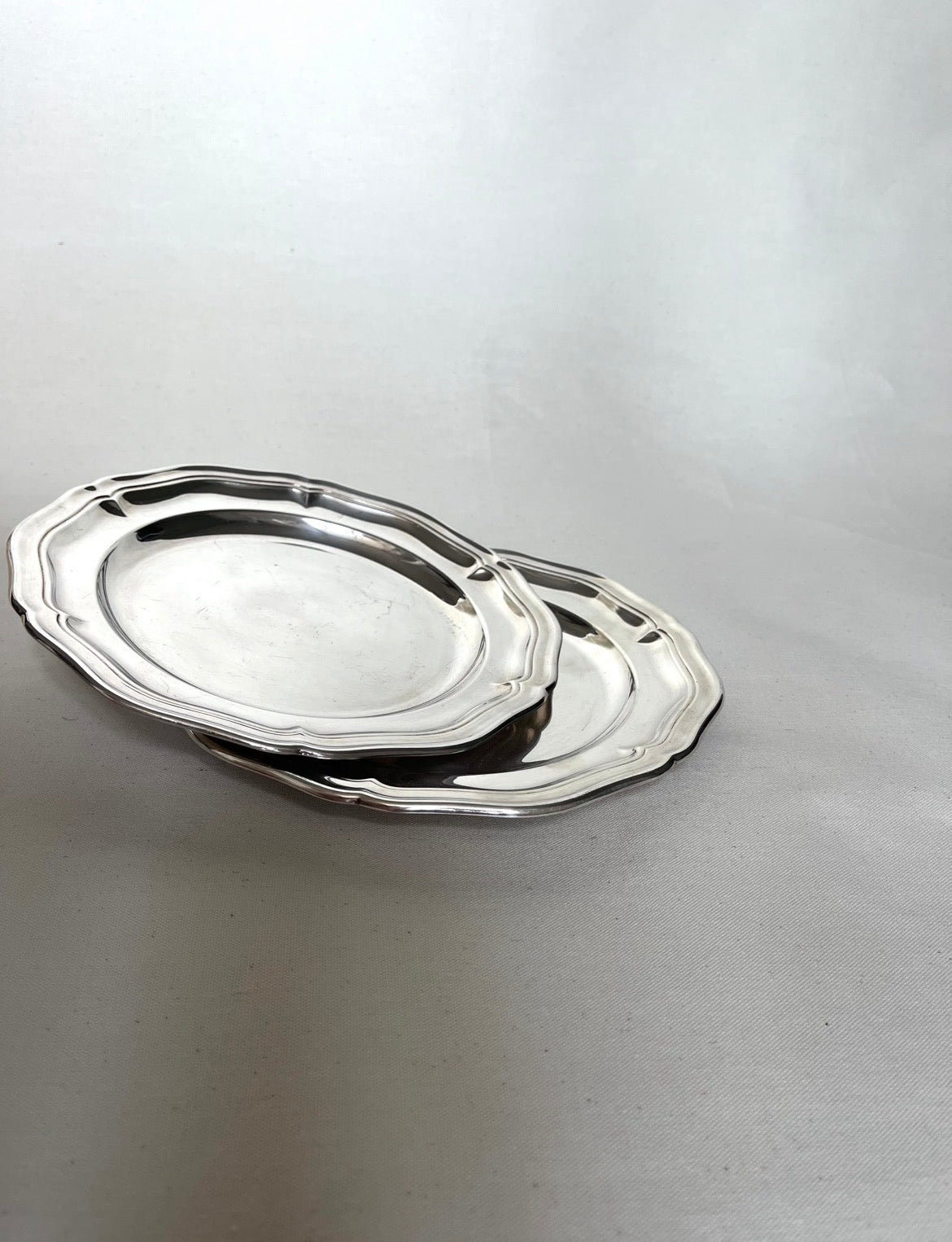 Salad Plates Scalloped (soldout, thnx)