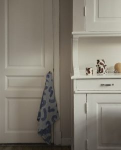 Fine Little Day linnen theedoek Udon in blauw