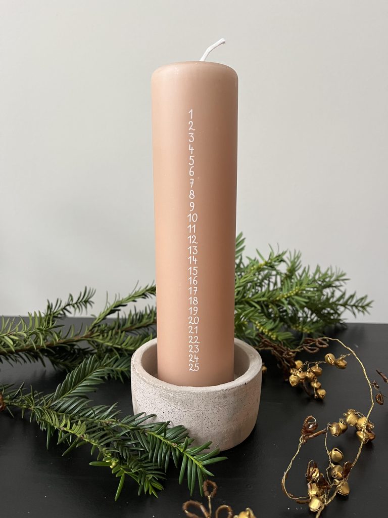 Advent stompkaars large (Ø 5 x 20 cm)