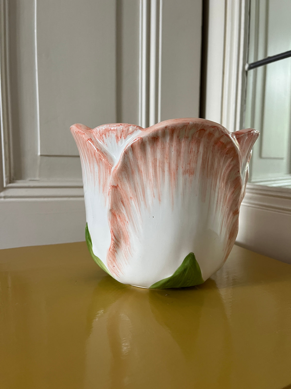 Vintage tulp bloempot