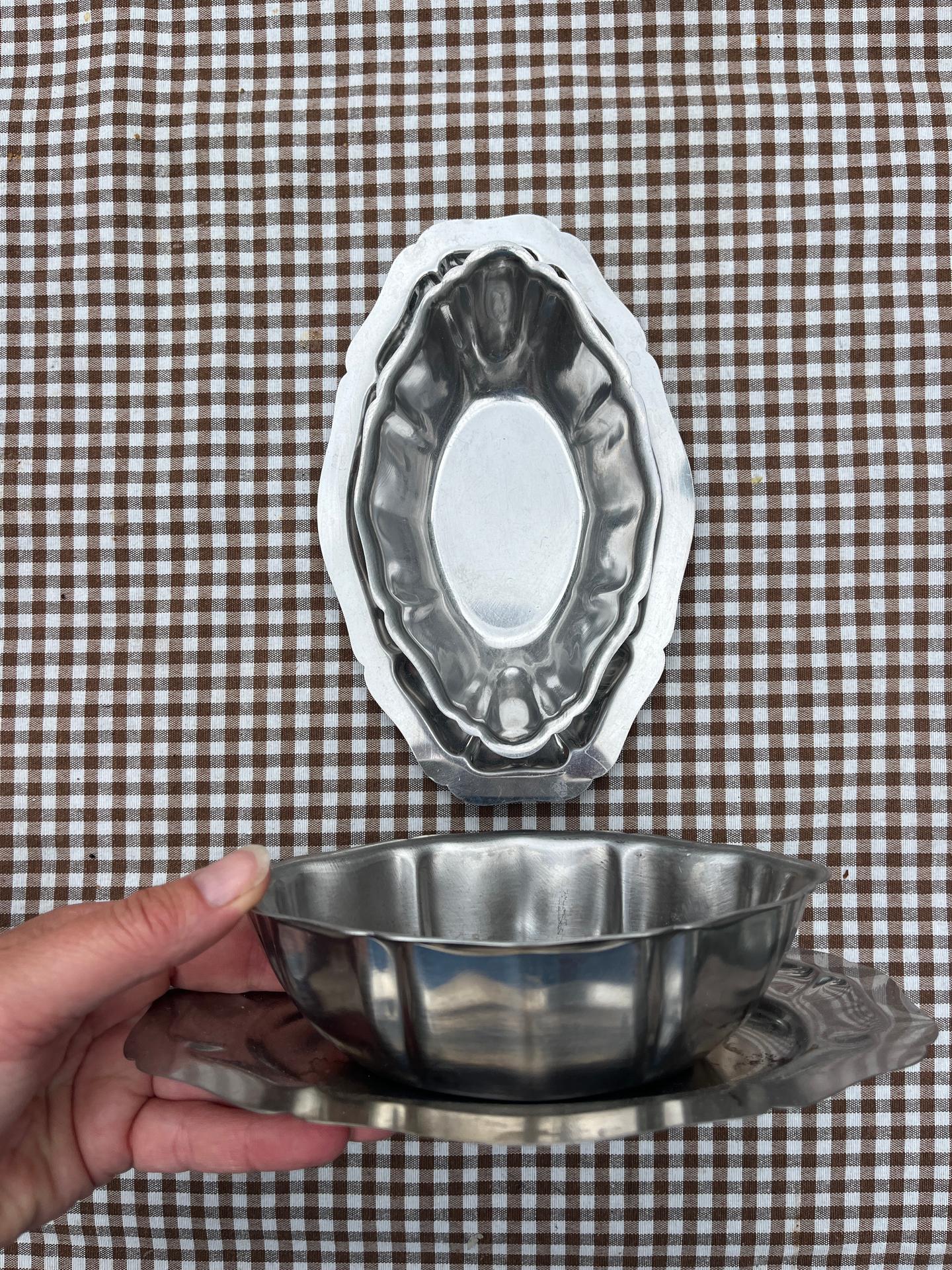Vintage sauskom of serveerschaaltje met onderschotel – Frankrijk