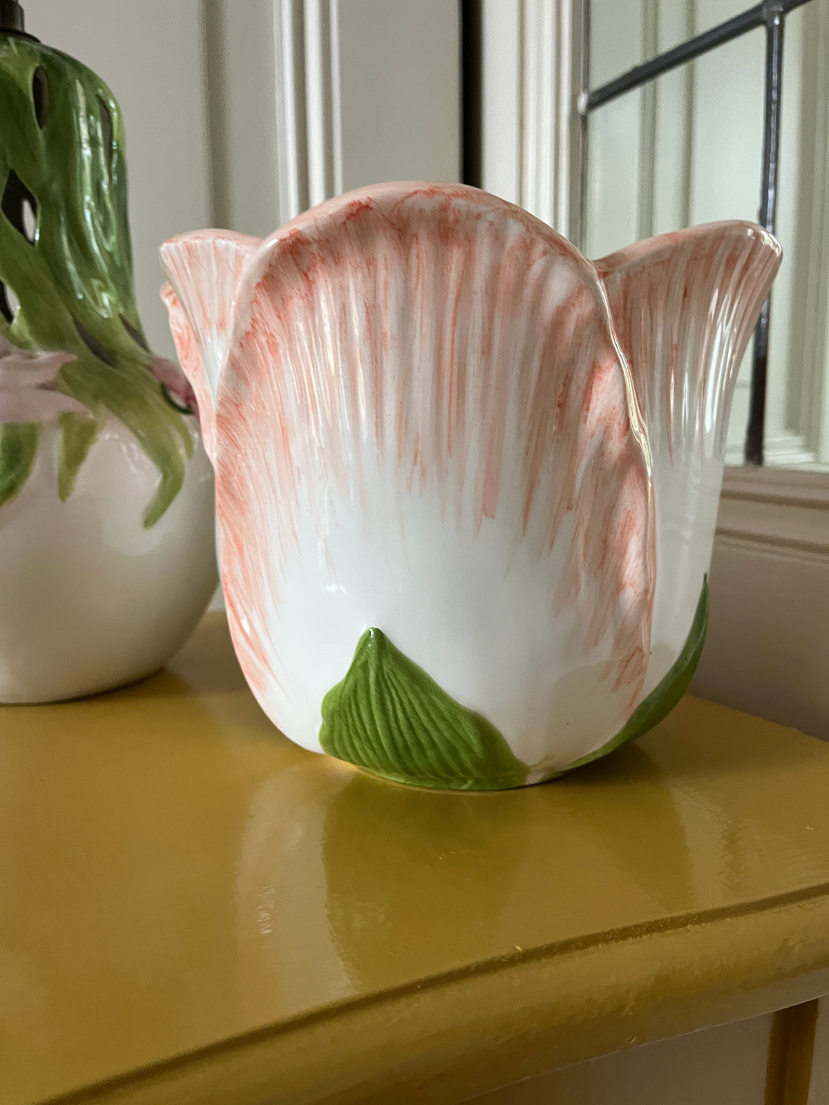 Vintage tulp bloempot